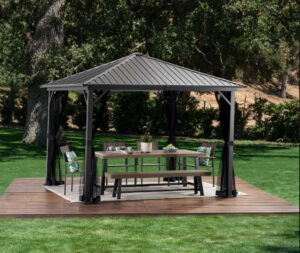 Купить беседку в Минске: преимущества беседок из металла